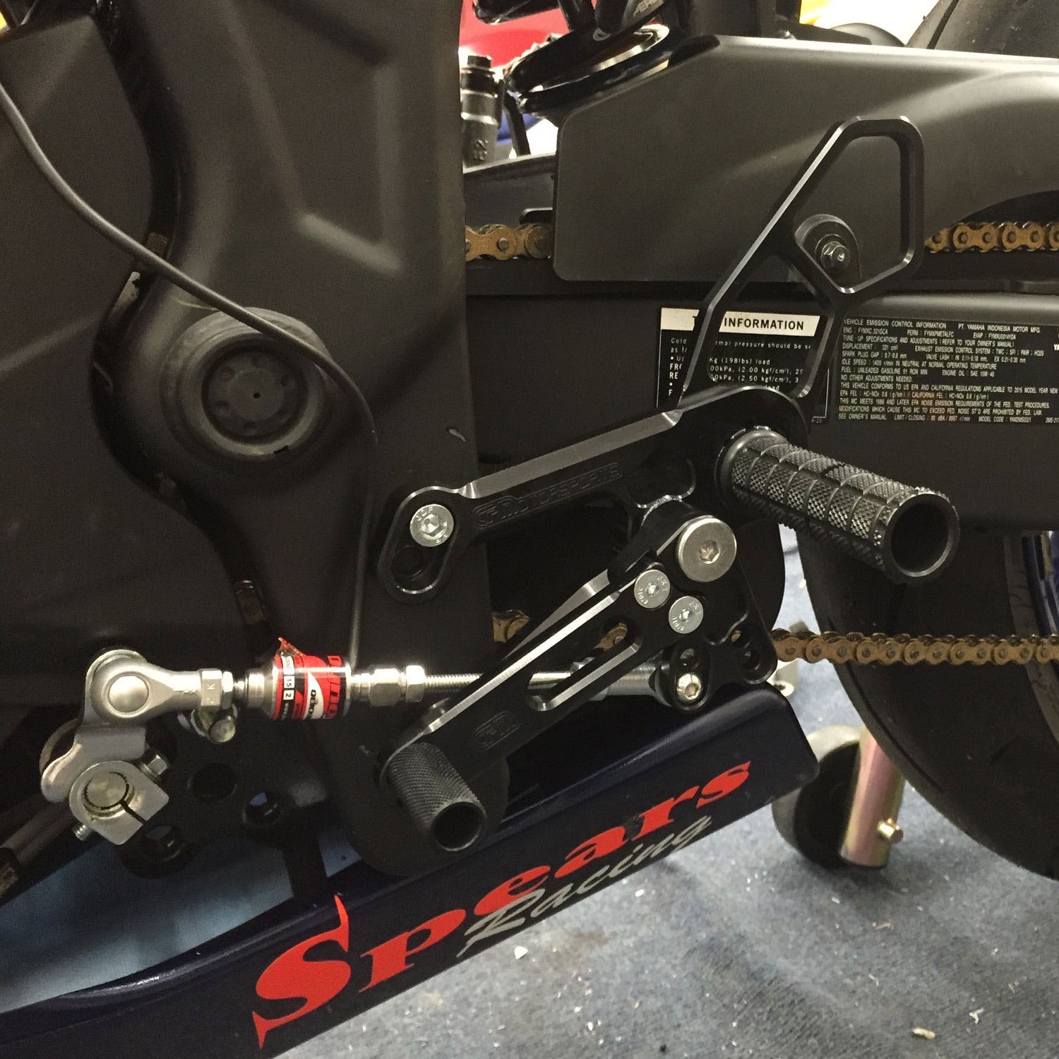 Woodcraft Yamaha R3 Rearset - STD Shift