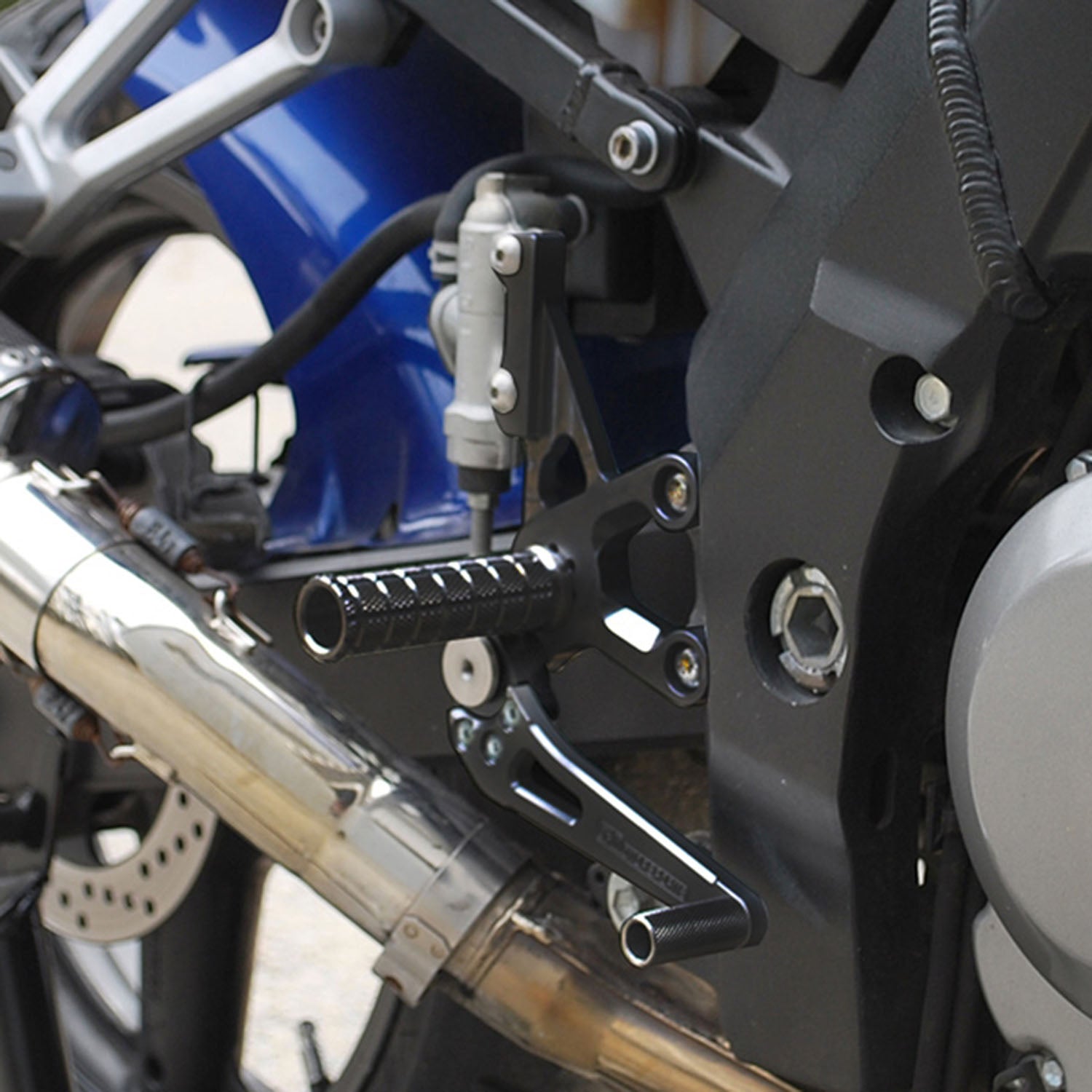 Woodcraft Suzuki SV1000 Rearset Complete