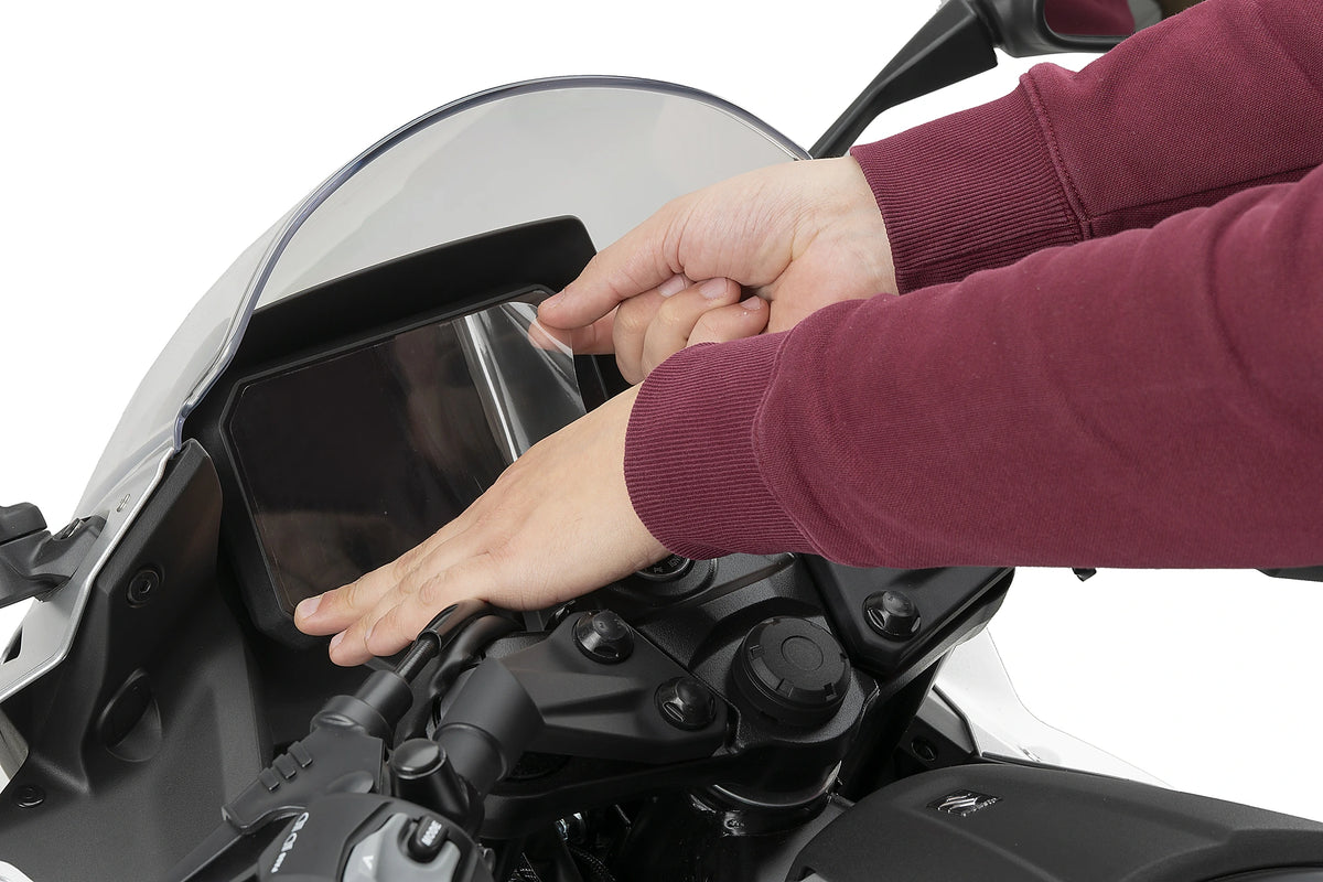 Puig Dashboard Protector - Suzuki GSX-8S