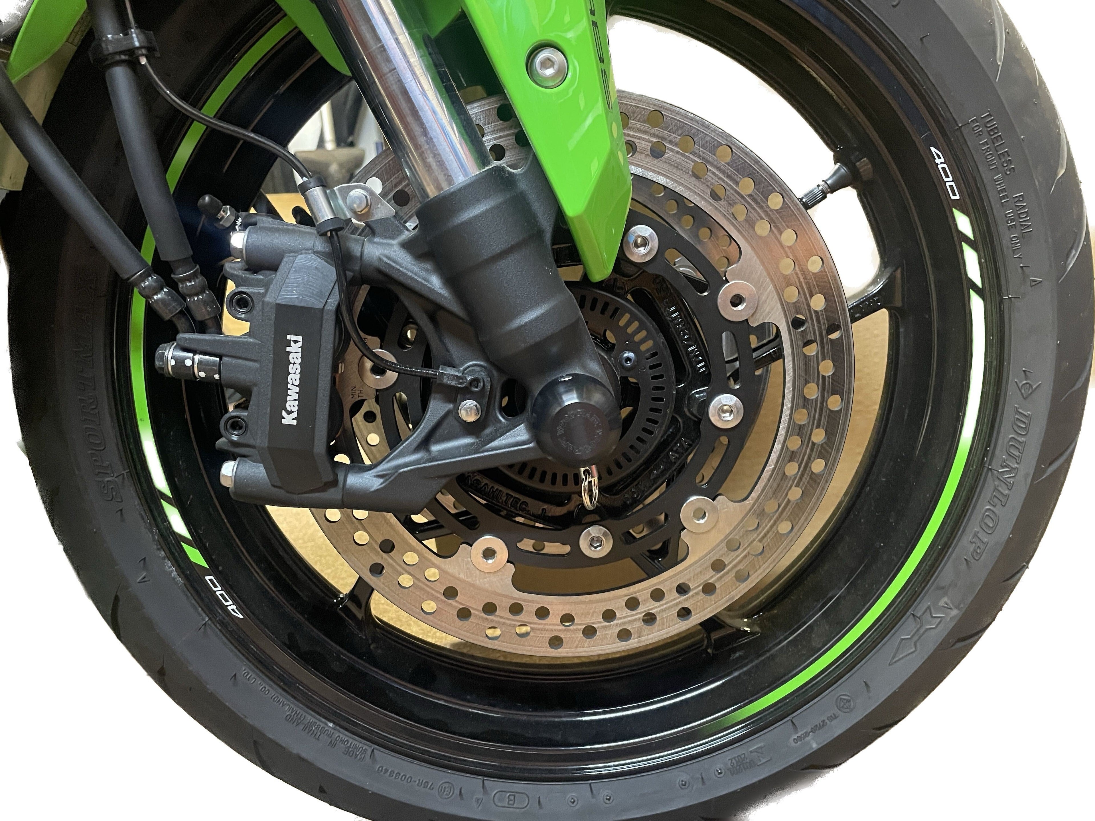 Woodcraft Front Axle Sliders - Kawasaki ZX-4RR