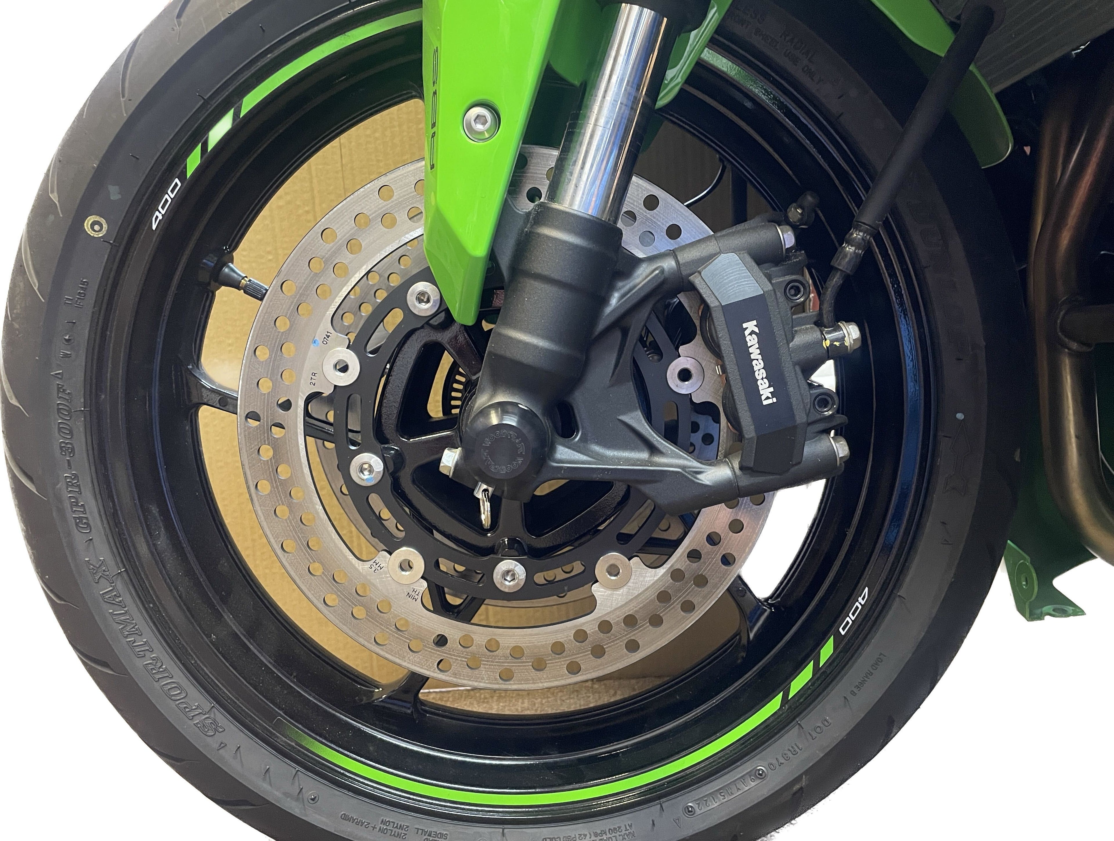 Woodcraft Front Axle Sliders - Kawasaki ZX-4RR