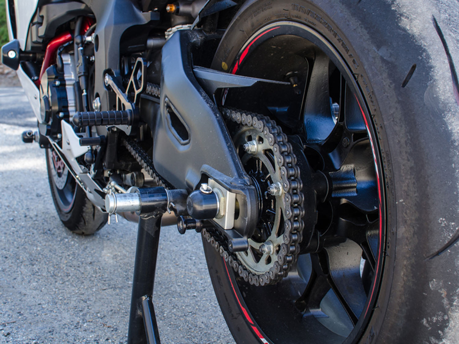 Woodcraft Rear Axle Sliders - Yamaha YZF-R1/R1M (2015-2018), FZ-10 (2017-2018), BMW S1000RR/S1000R