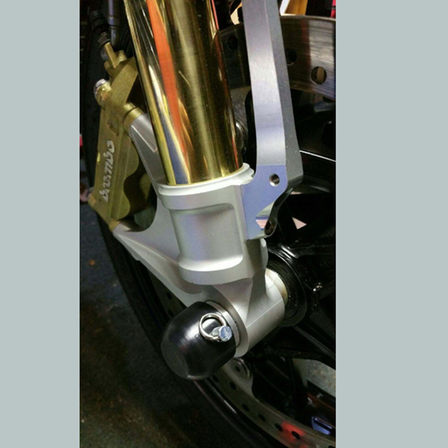 Woodcraft Front Axle Sliders - BMW S1000RR (2009-2018), S1000R (2014-2018)