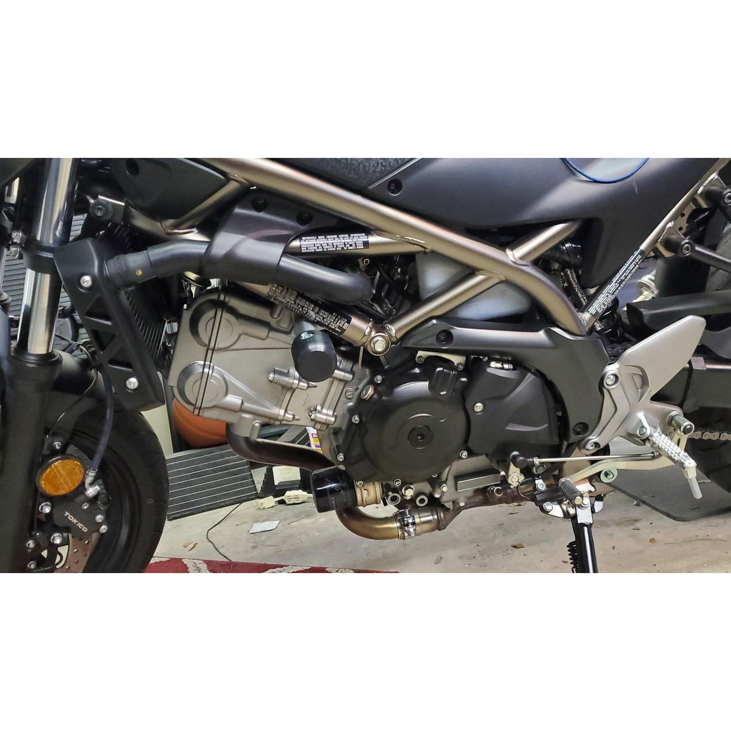 Woodcraft Suzuki SV650 Frame Slider Kit with pucks