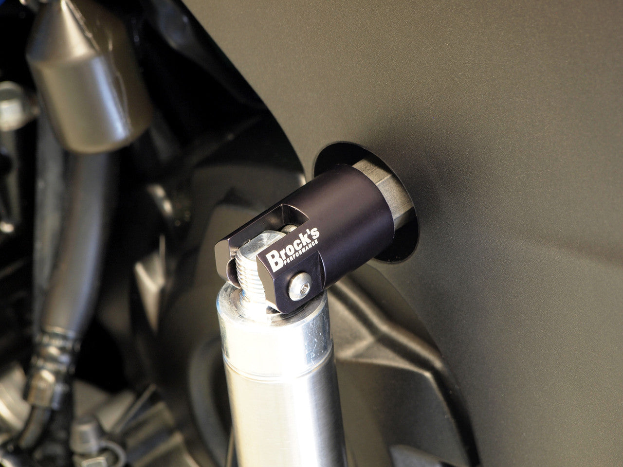 Brock's Performance Air Shifter Cylinder Mounting Kit ZX-14 (06-25)