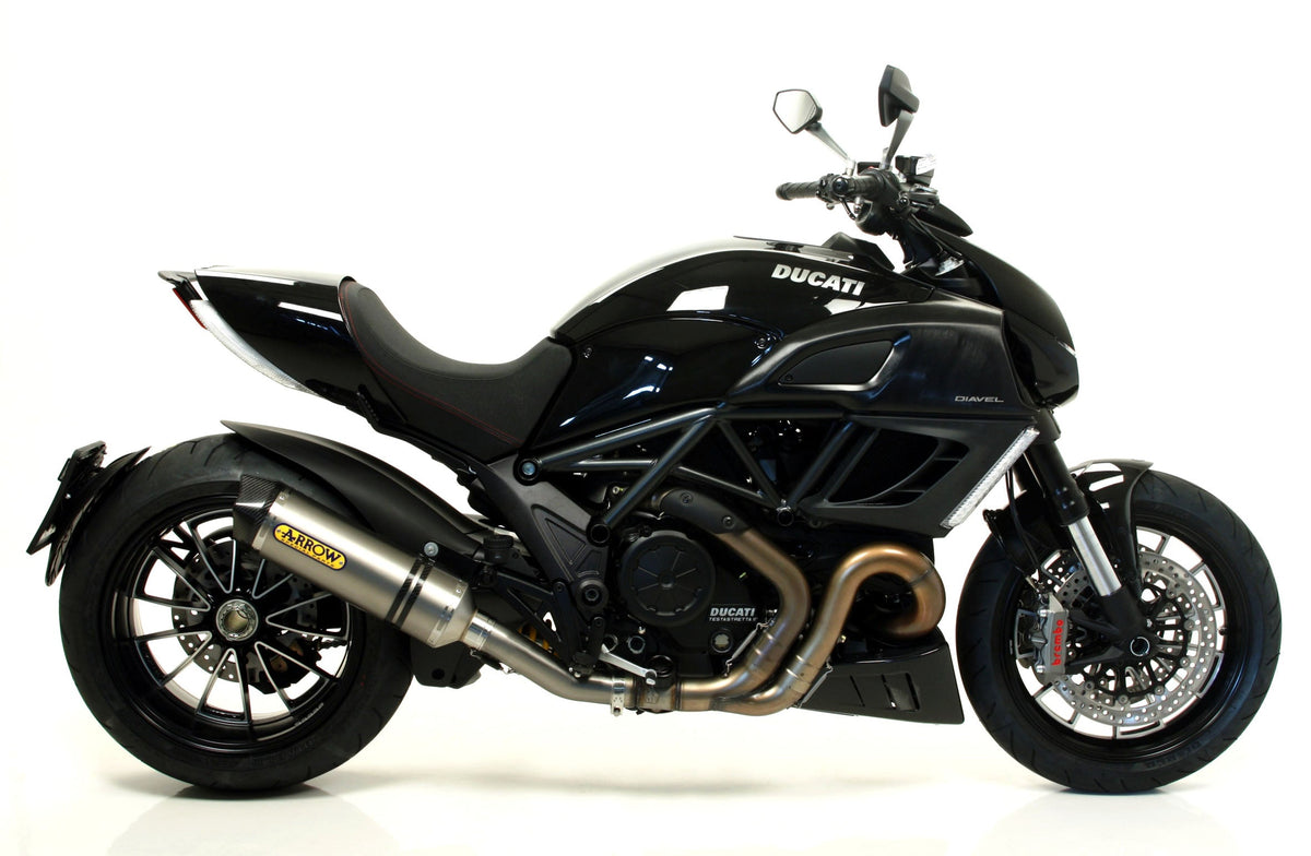 Arrow Catalytic Homologated Mid-Pipe - Ducati Diavel/Diavel AMG