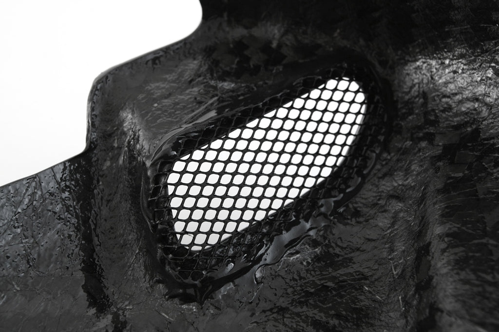 Fullsix Carbon Tank Cover - Ducati Streetfighter V4