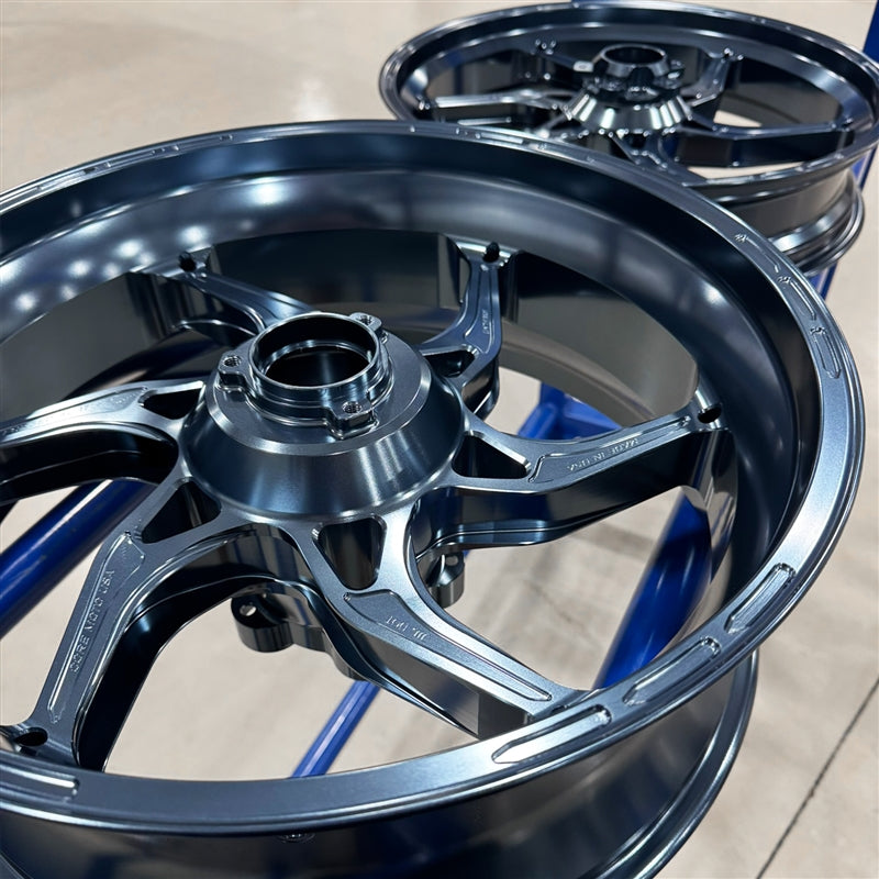 Core Moto Apex-6 Forged Wheel - Gun Metal Blue