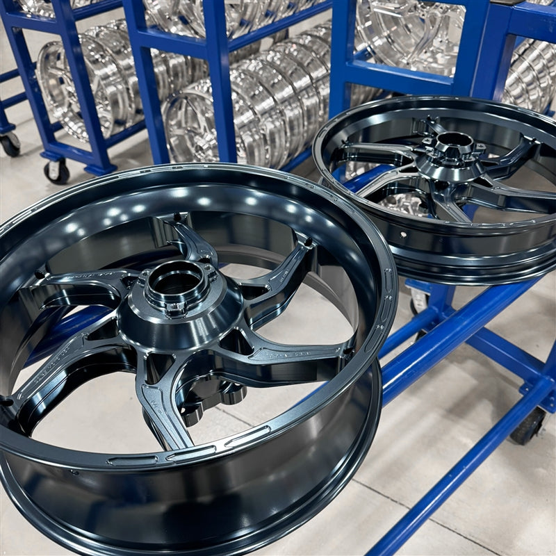 Core Moto Apex-6 Forged Wheel - Gun Metal Blue