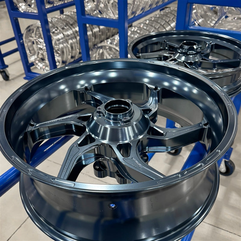 Core Moto Apex-6 Forged Wheel - Gun Metal Blue