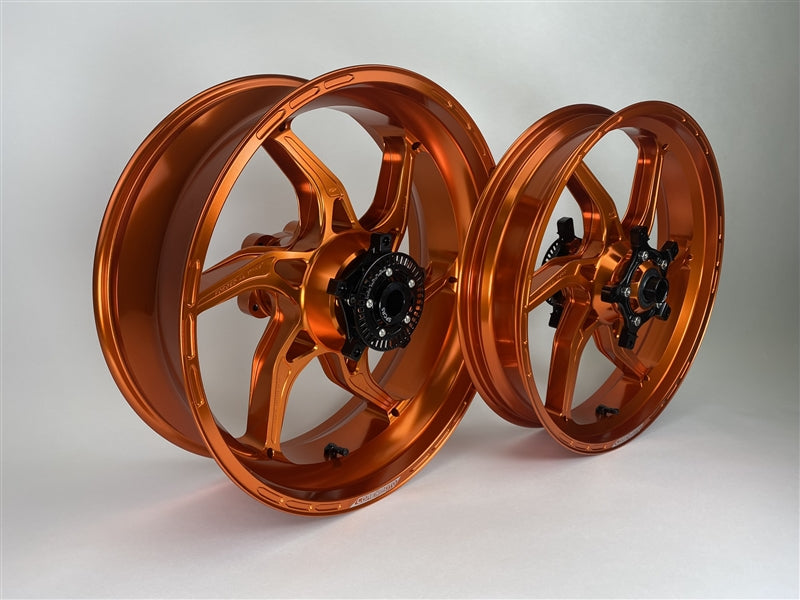 Core Moto Apex-6 Forged Wheel - Gloss Orange