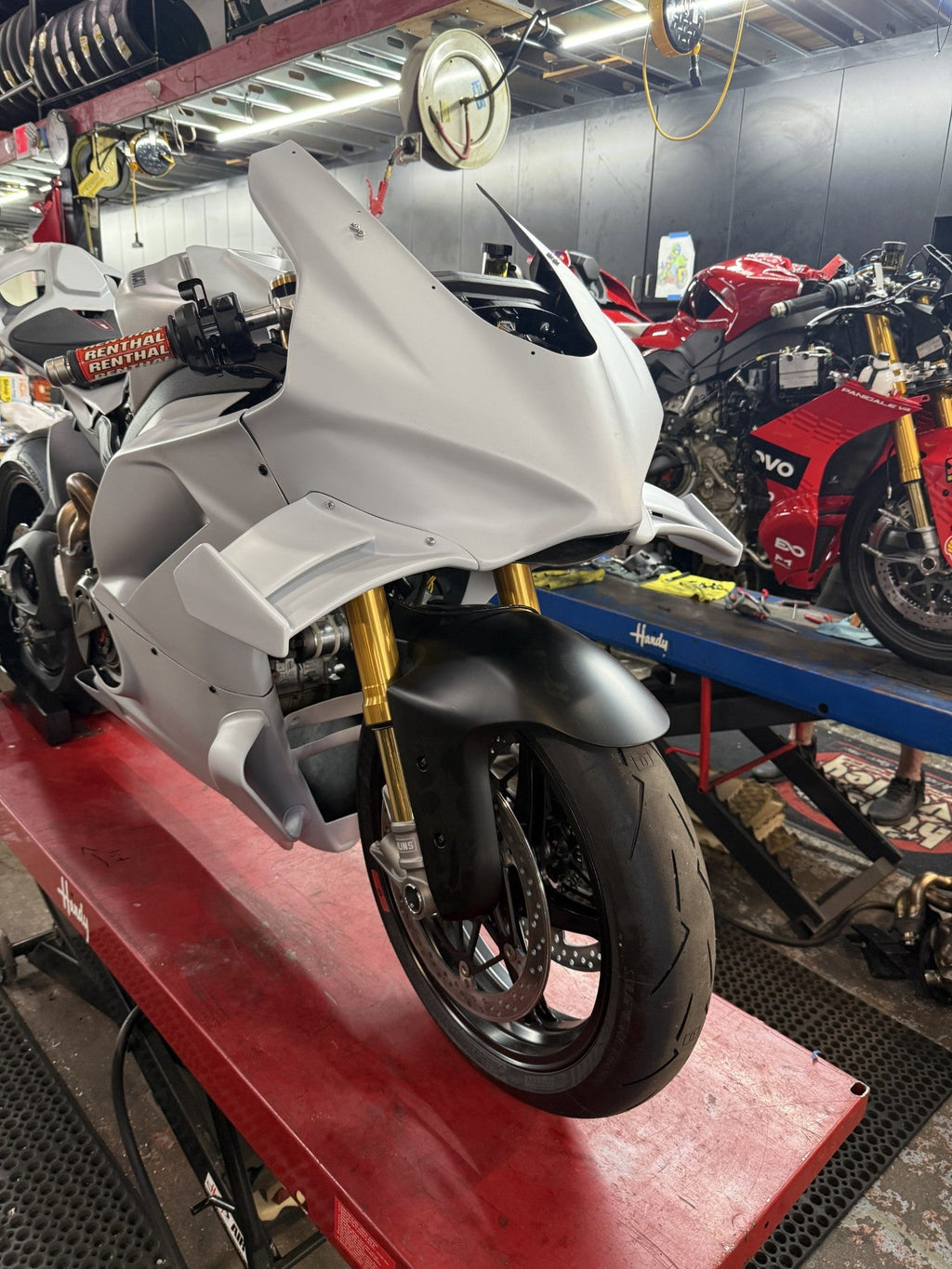 Armour Bodies Ducati V4 Supersport Kit (2025-2026)