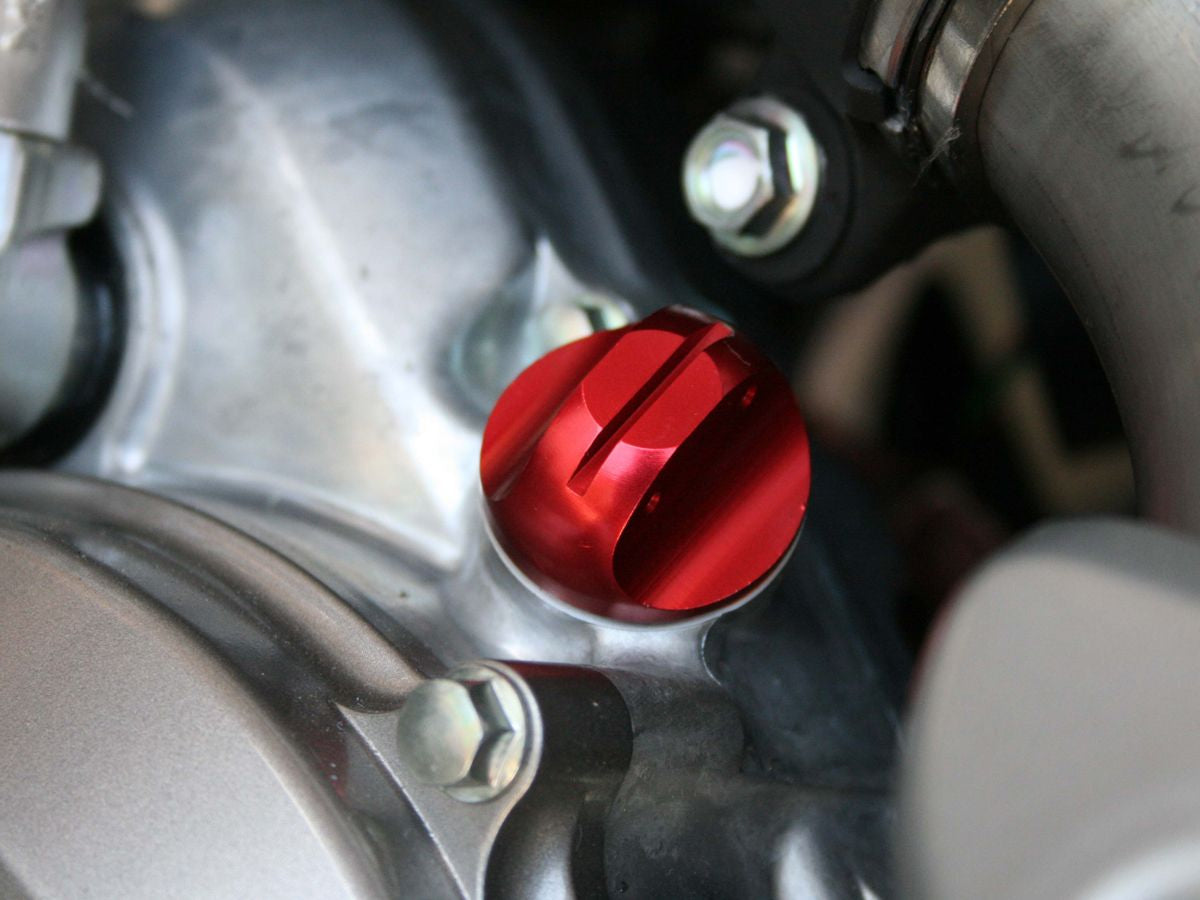 WRS Pair Of Engine And Gearbox Oil Caps WRS